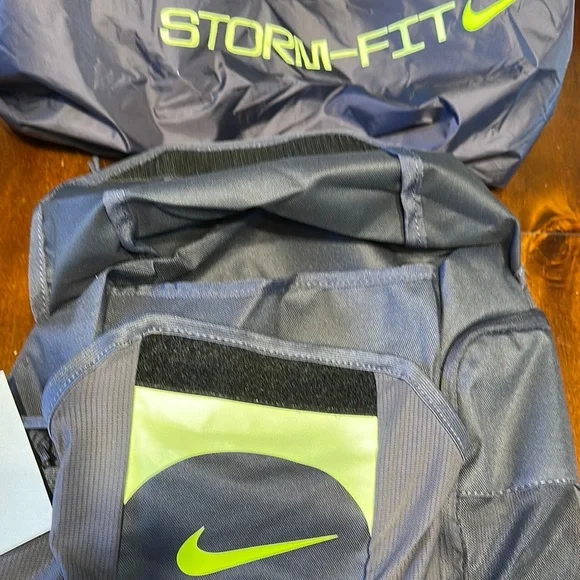 Nike Storm-FIT Backpack in Dark Gray and Neon Green - Picture 3 of 12